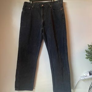 Black 505 regular fit straight leg W 40 L 30 levi’s